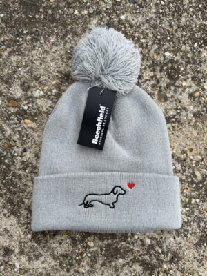 Szivecskés tacsi - Pompom beanie (szürke)