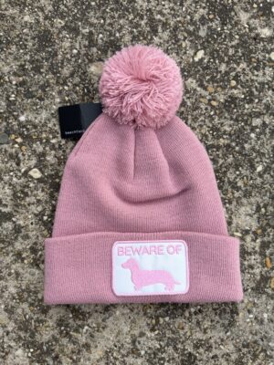 Beware of (rózsaszín) - Pompom beanie
